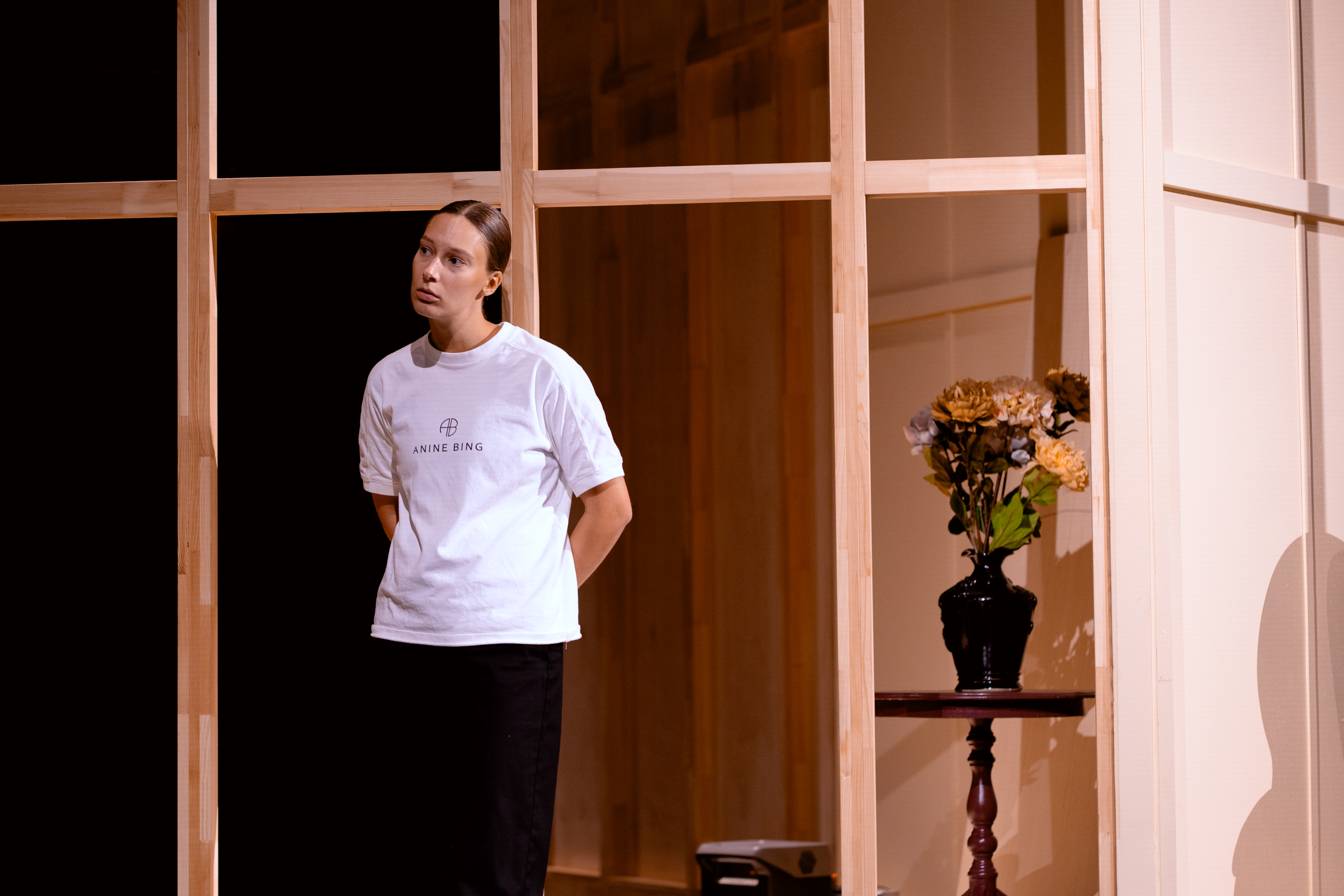 Ingrid Mikalsen Deinboll under prøvene på Hedda Gabler