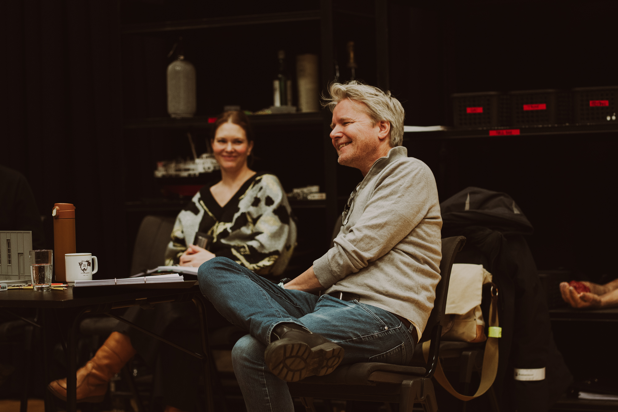 Leseprøver Forlis, Mari Andreassen og Yngve Sundvor