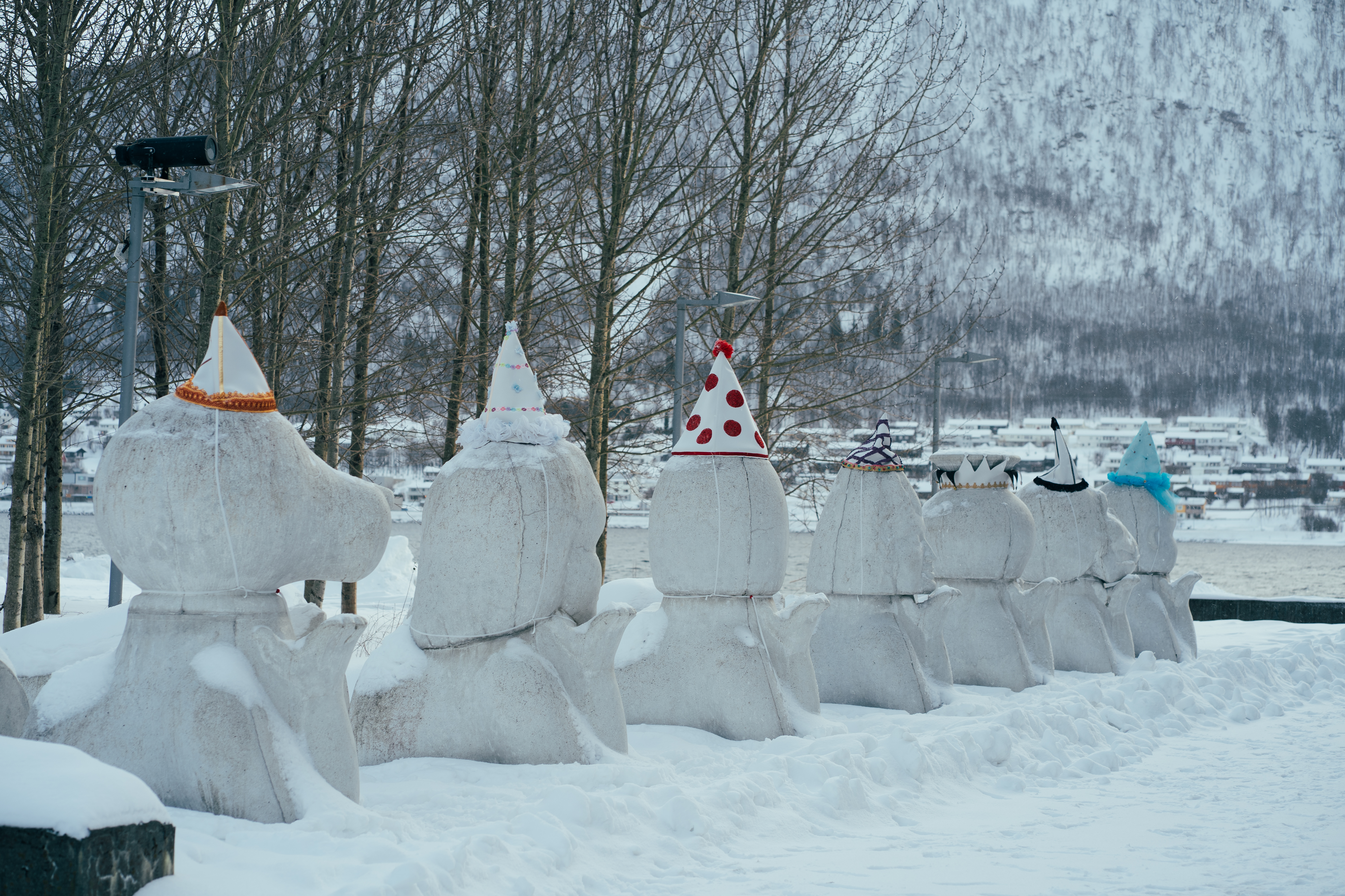 Musene utenfor Hålogaland Teater