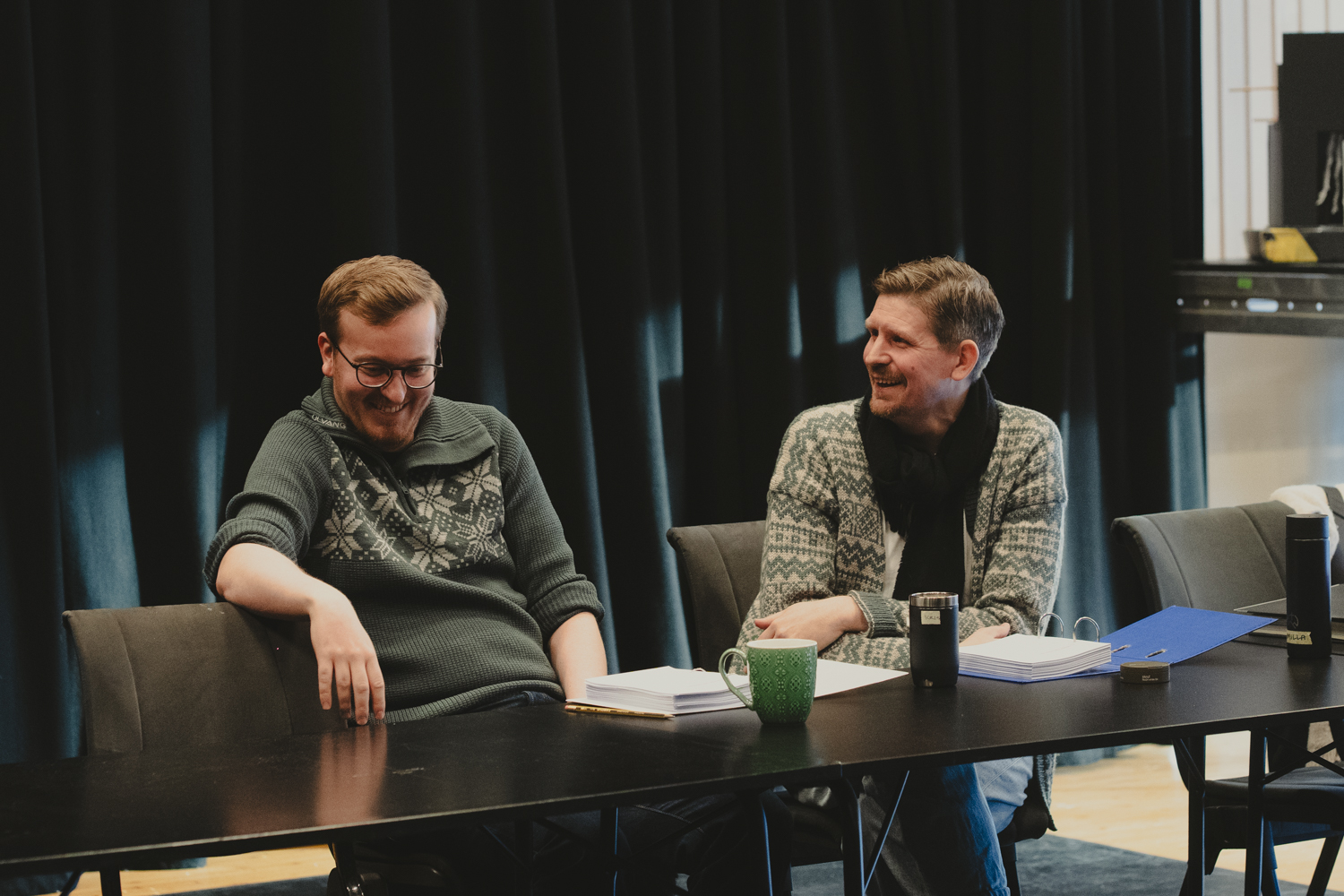 Leseprøve med to skuespillere