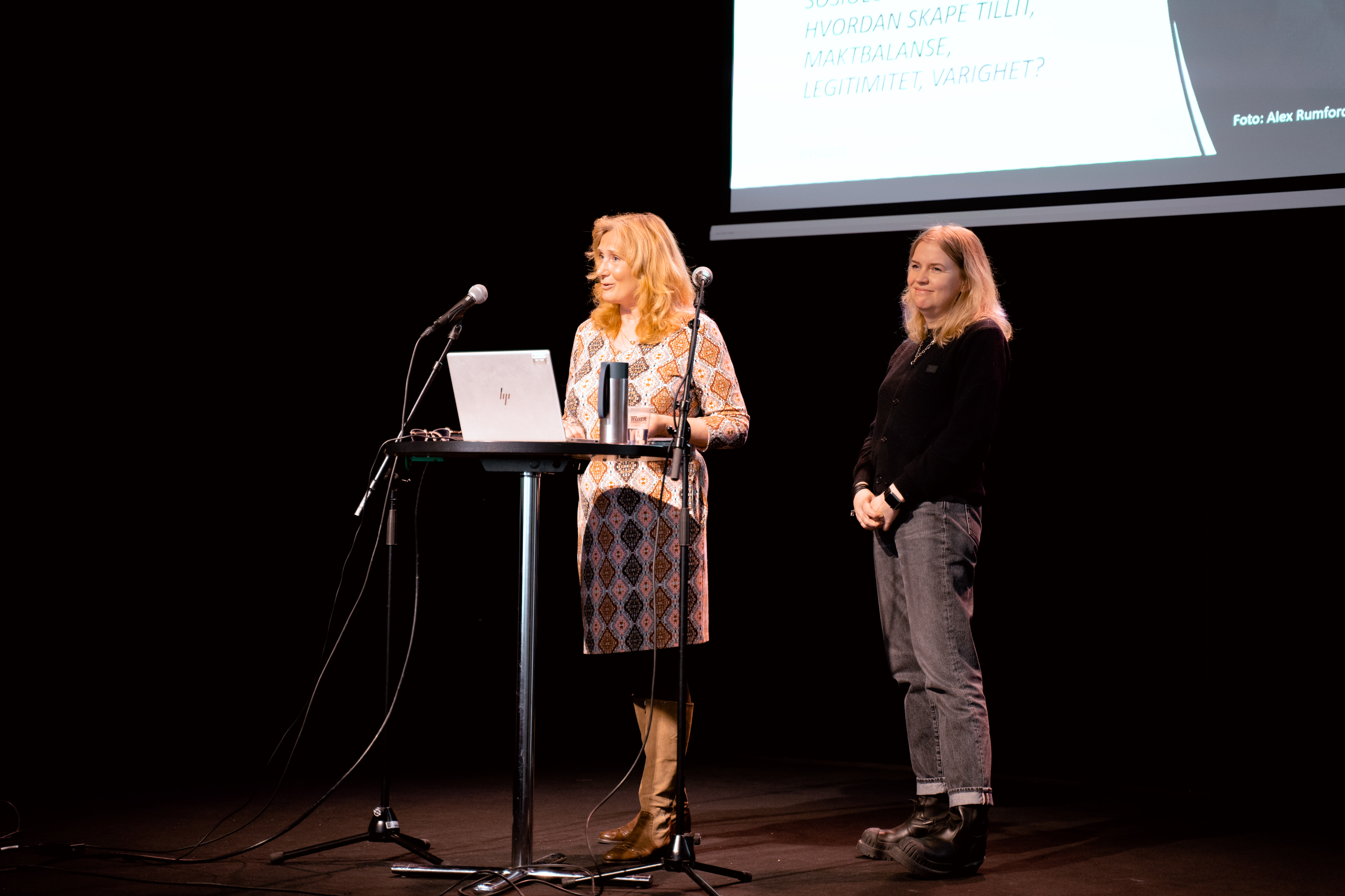 Anita og Wenche under et frokostseminar for Tromsø RELÆXT-arrangører våren 2023