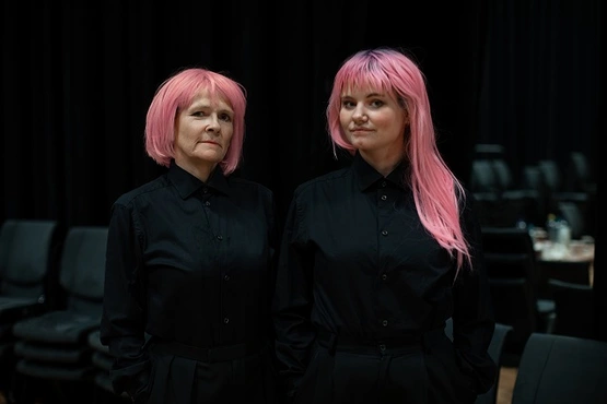 Guri Johnson og Kristine Hartgen skal spille Peer.
